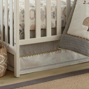 NWOT Levtex Crib Skirt